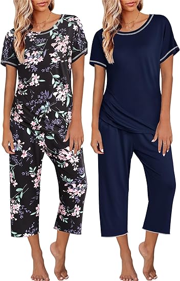 Ekouaer 2 Pack: Womens Pajamas Short Sleeve Sleepwear Tops and Capri Pants Pjs Print Pajama Sets with Pockets S-XXL